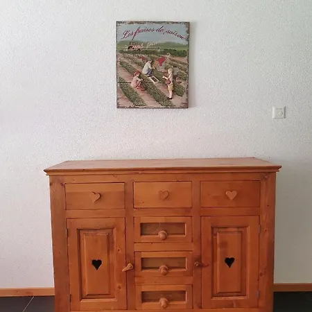 Alpine Retreat Apartment Val dʼIlliez