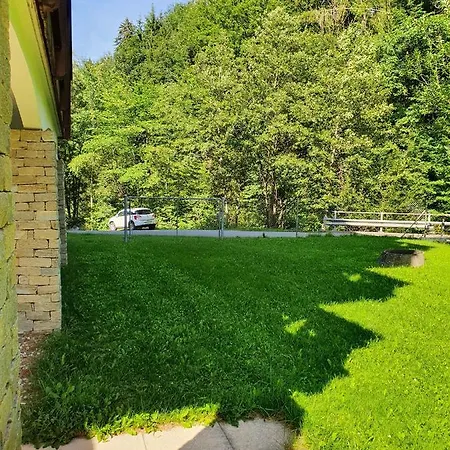 Alpine Retreat Apartamento Val dʼIlliez